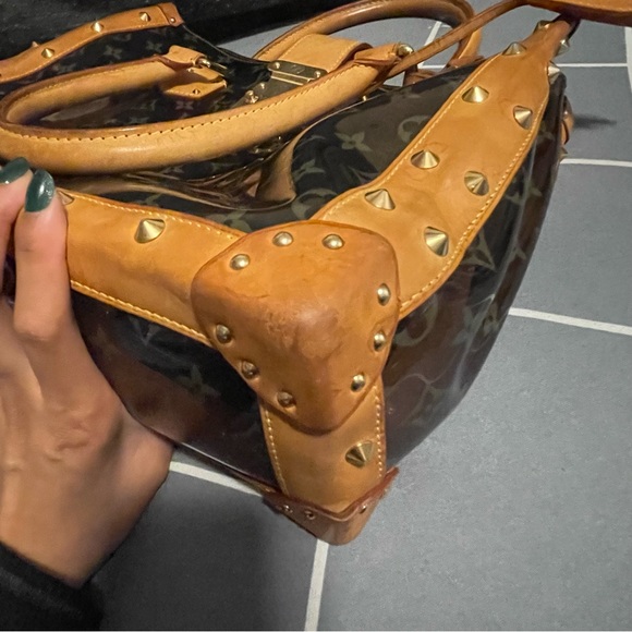 Authentic LV monogram vinyl neo cabas tote - Picture 11 of 17